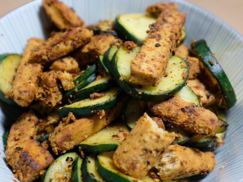 Turning mushrooms into fish 17 Plant-based meat with zucchini