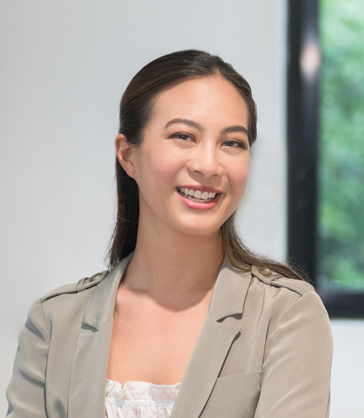 Headshot of kathlyn tan
