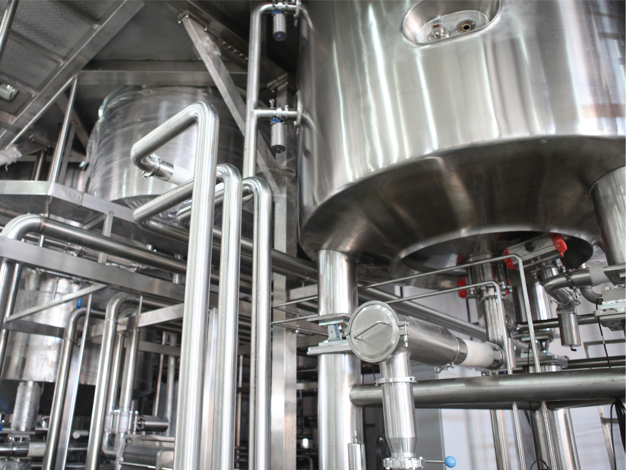 Defense production act: the department of defense should invest in food biomanufacturing to advance national security 1 A close-up image of a biomanufacturing lab